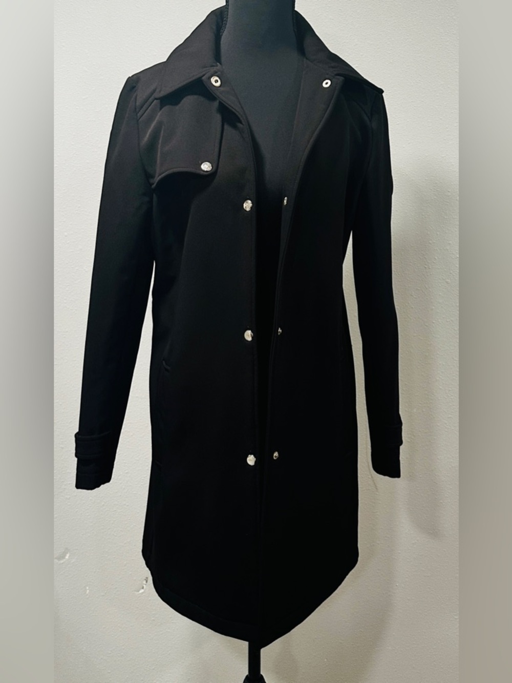 Ralph Lauren - Women’s Black Long Collar Coat - Sleek Lightweight Jacket